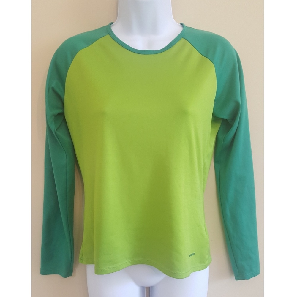 Patagonia women's green top